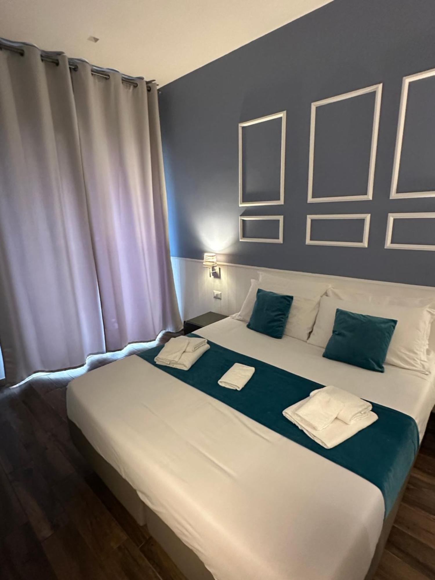 Hotiday Room Collection - Napoli Botanique Екстер'єр фото