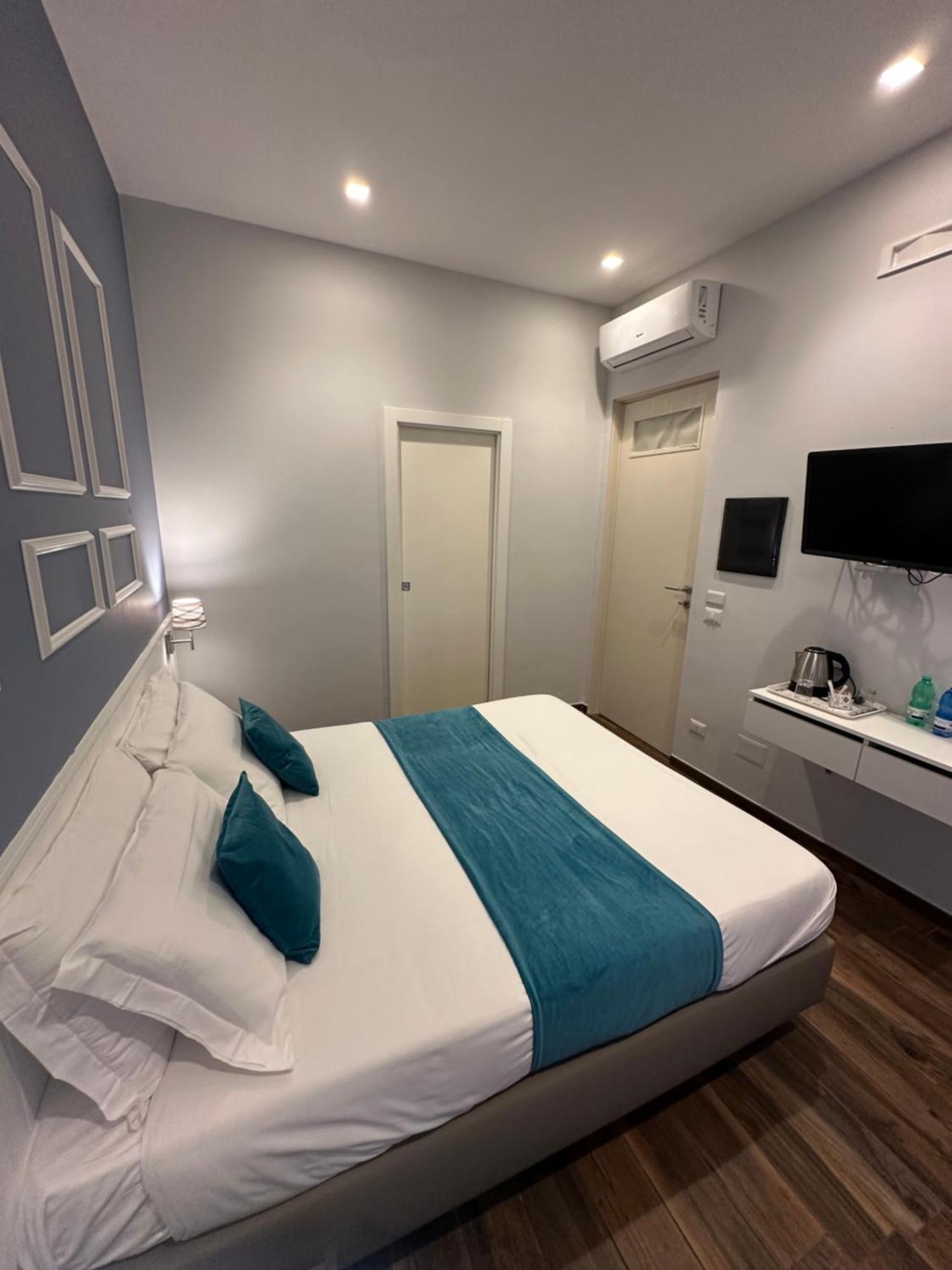 Hotiday Room Collection - Napoli Botanique Екстер'єр фото