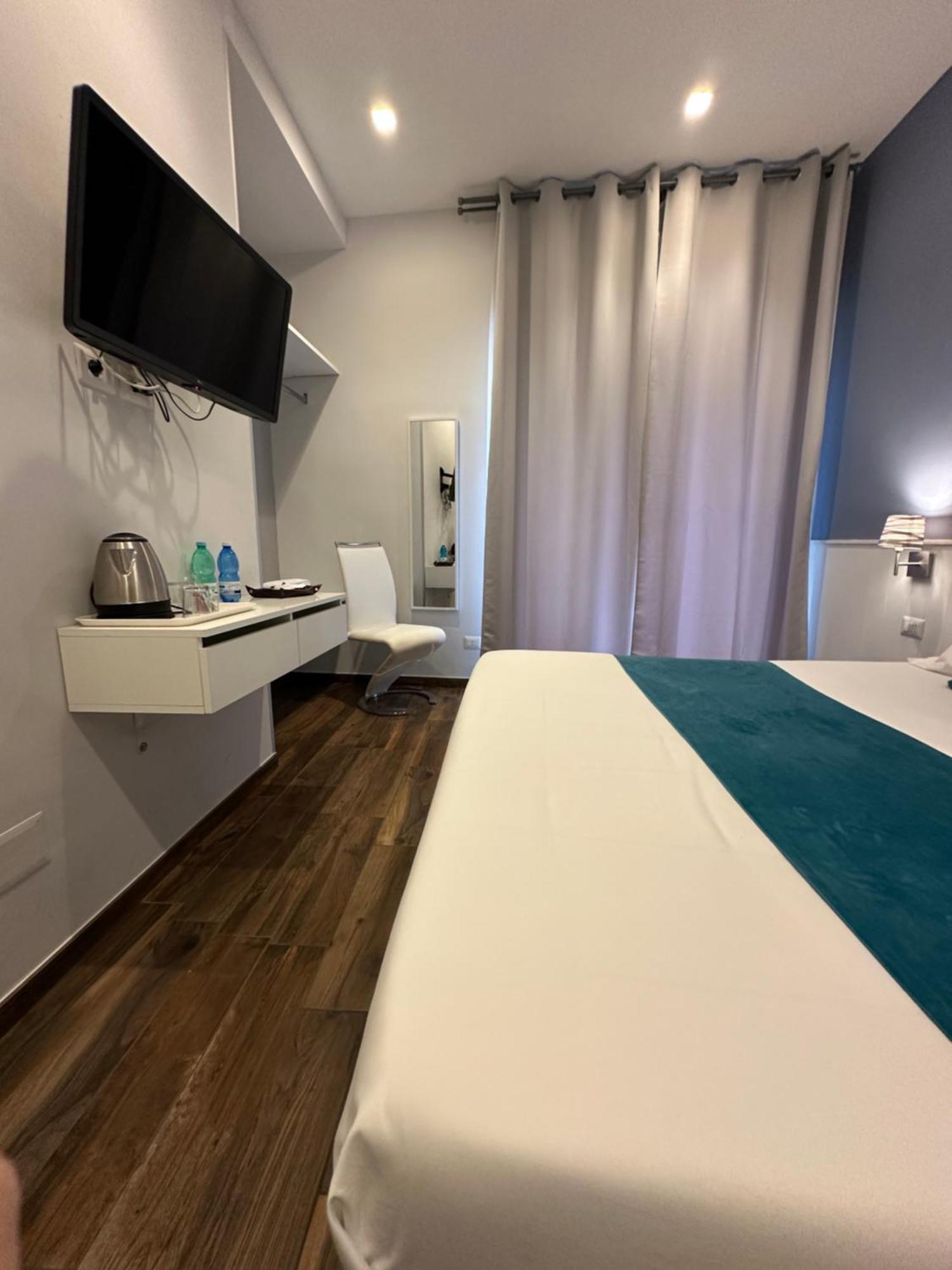 Hotiday Room Collection - Napoli Botanique Екстер'єр фото