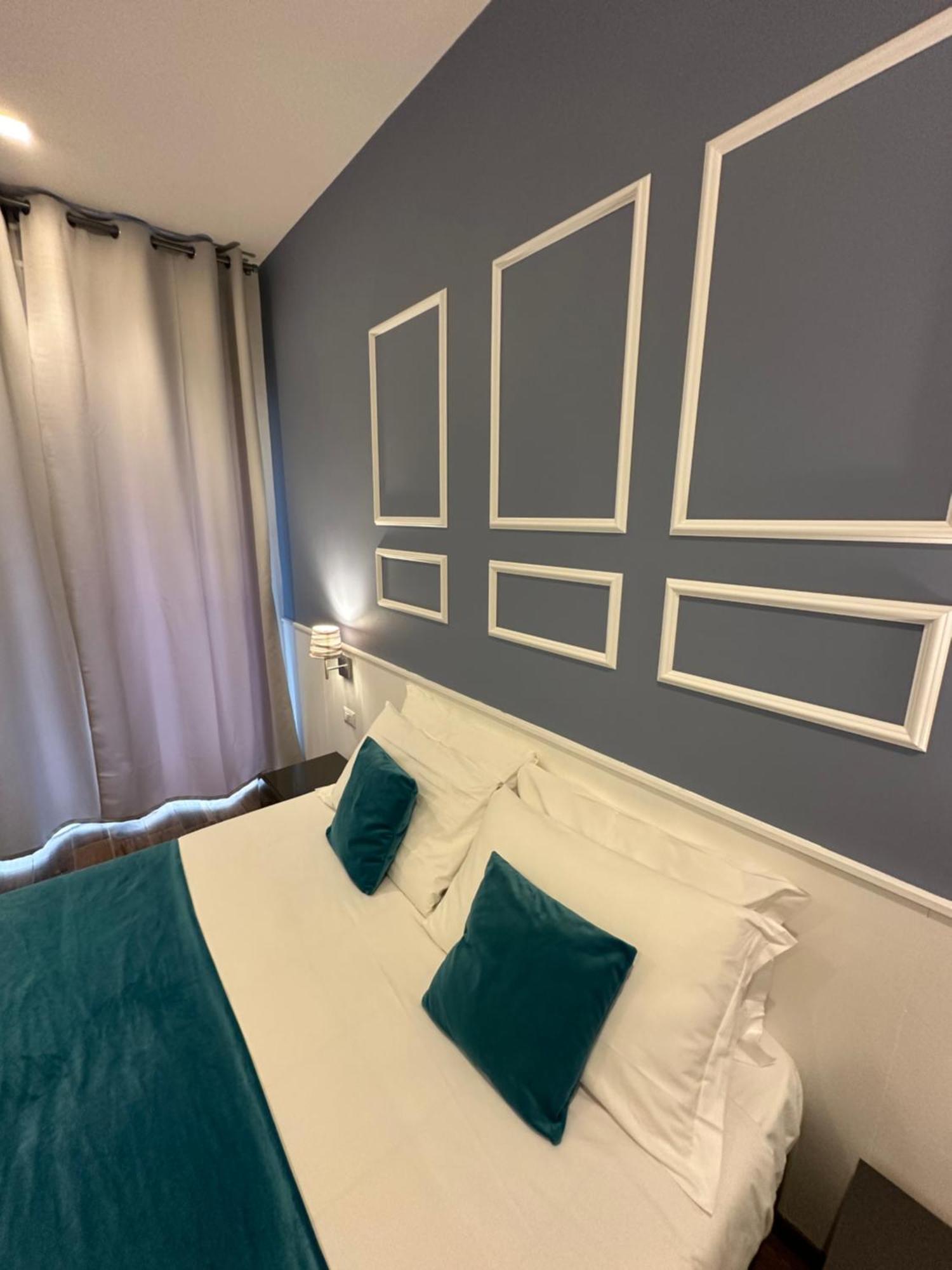 Hotiday Room Collection - Napoli Botanique Екстер'єр фото