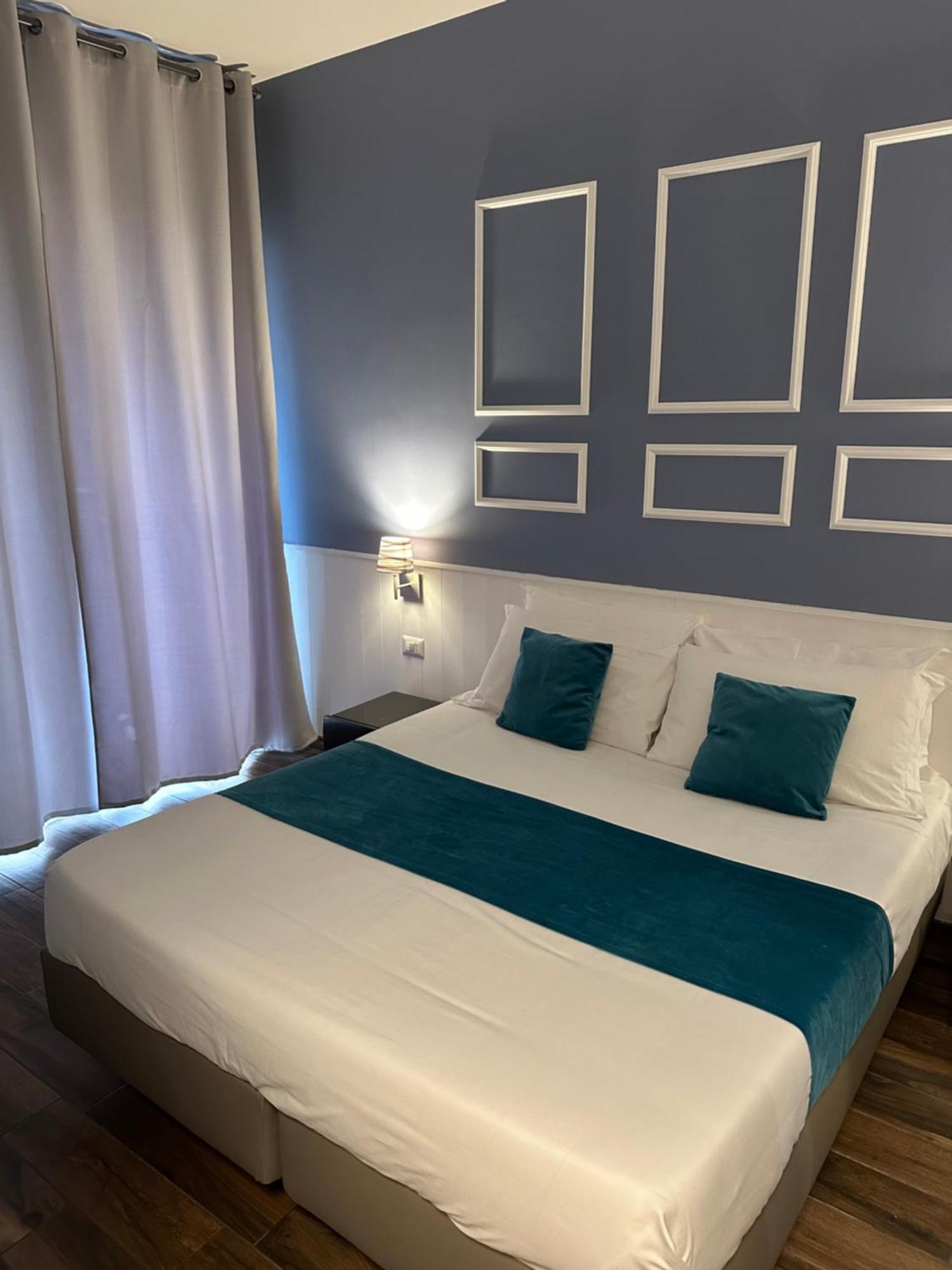 Hotiday Room Collection - Napoli Botanique Екстер'єр фото