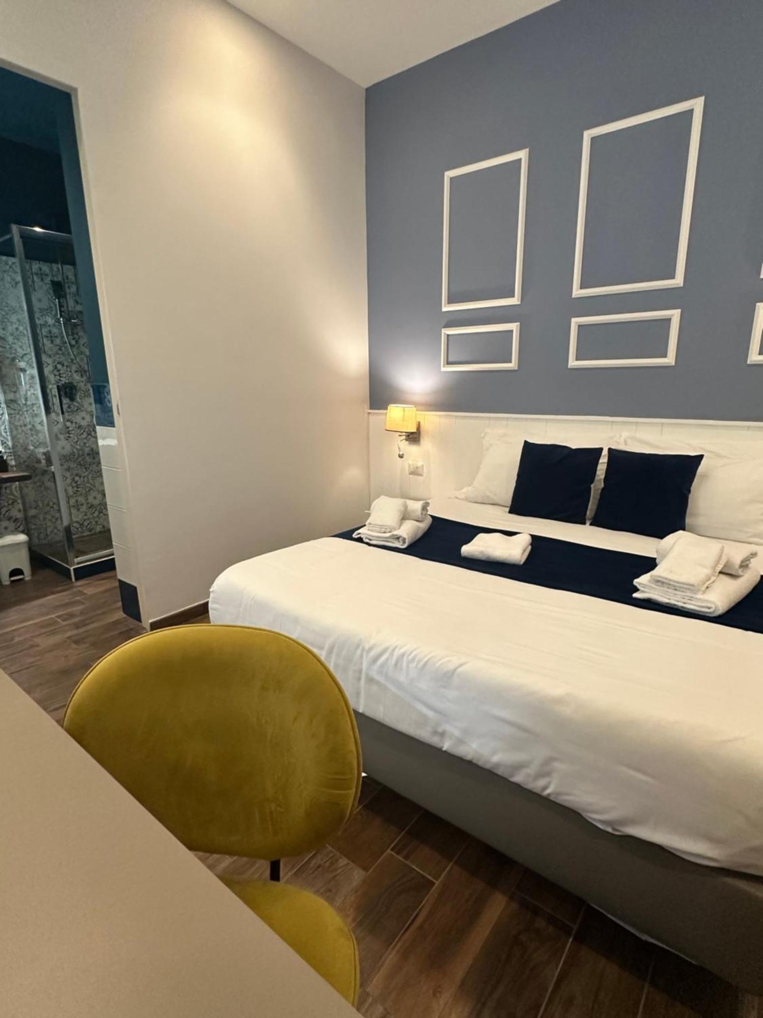 Hotiday Room Collection - Napoli Botanique Екстер'єр фото