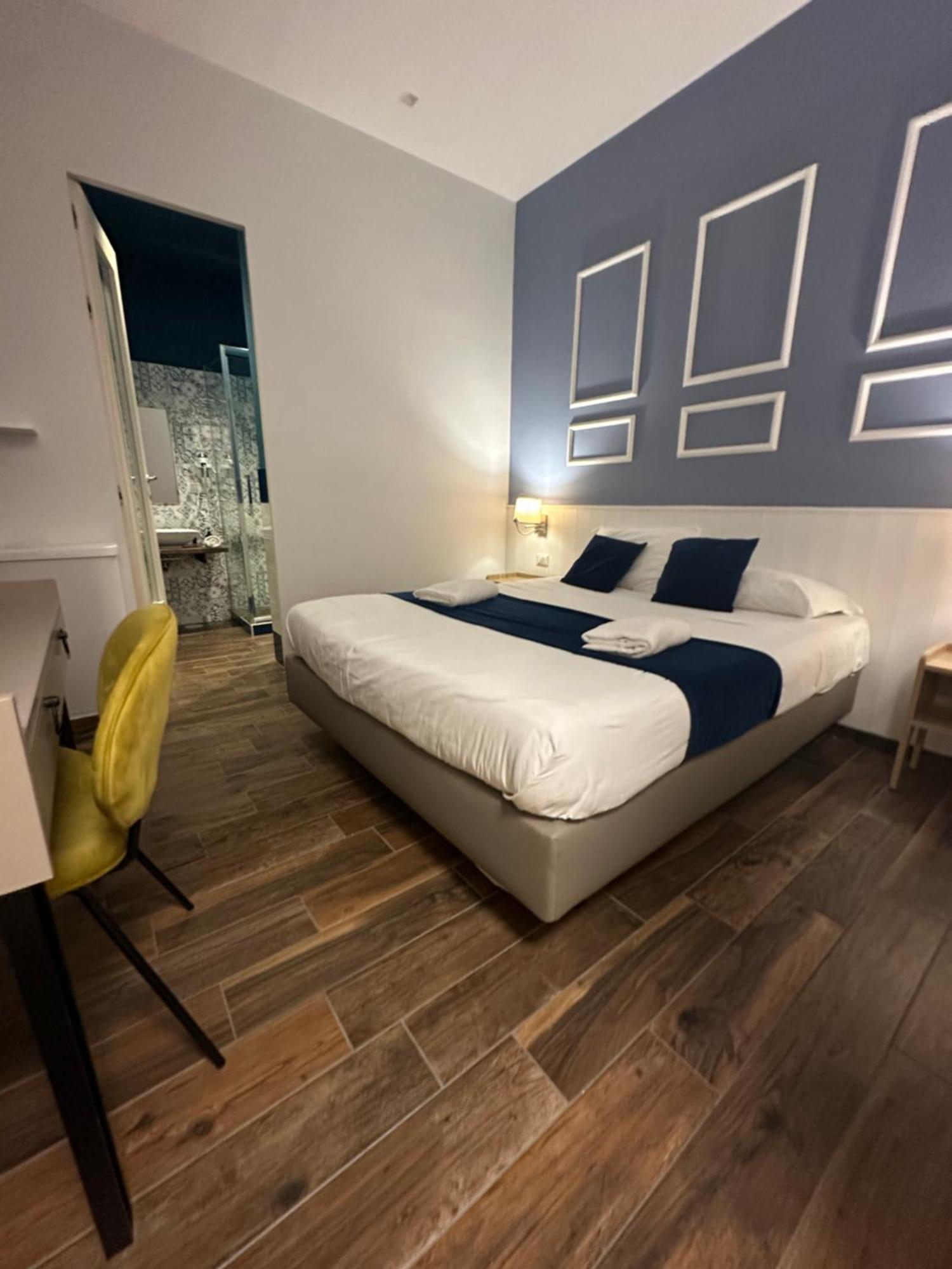 Hotiday Room Collection - Napoli Botanique Екстер'єр фото